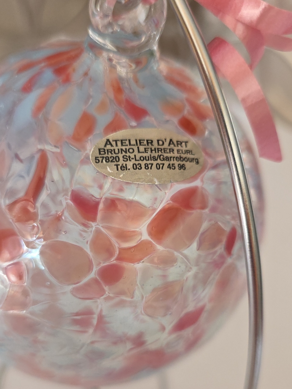 Cristal Lehrer French Hand-Blown Art Glass Sphere Pink/White Speckled Ornament - Picture 6 of 13